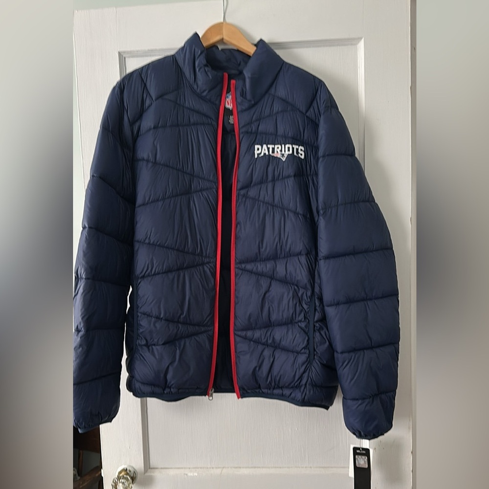 NFL Patriots Puffy Coat Men’s XL
